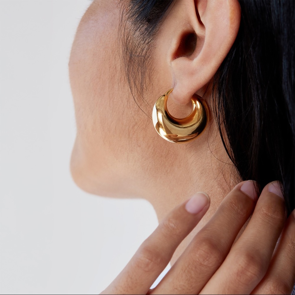 Mejuri Sculptural Hoops